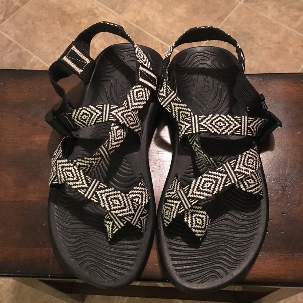 Women’s Chaco Sandals Size 8